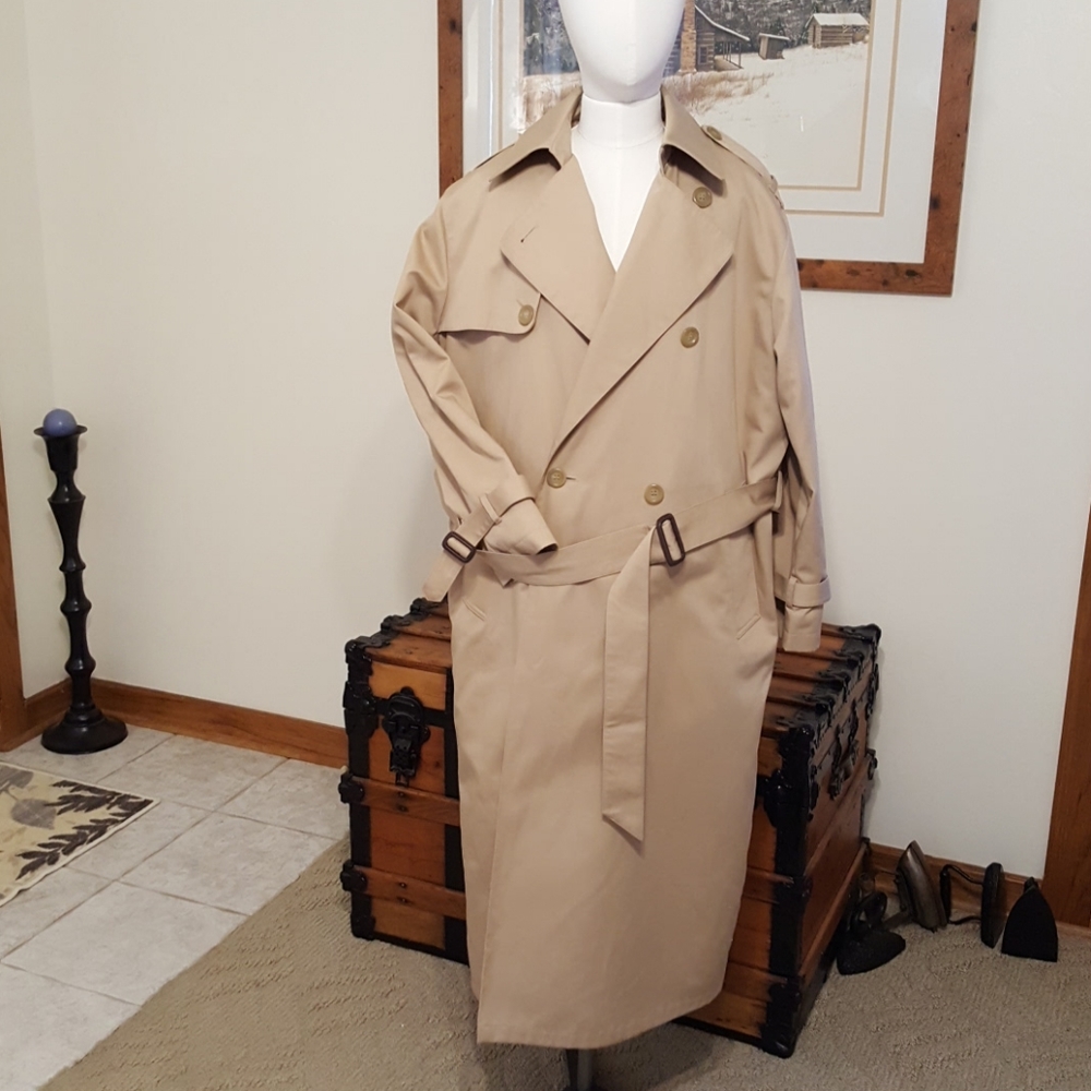 London Fog Trench Coat 10R